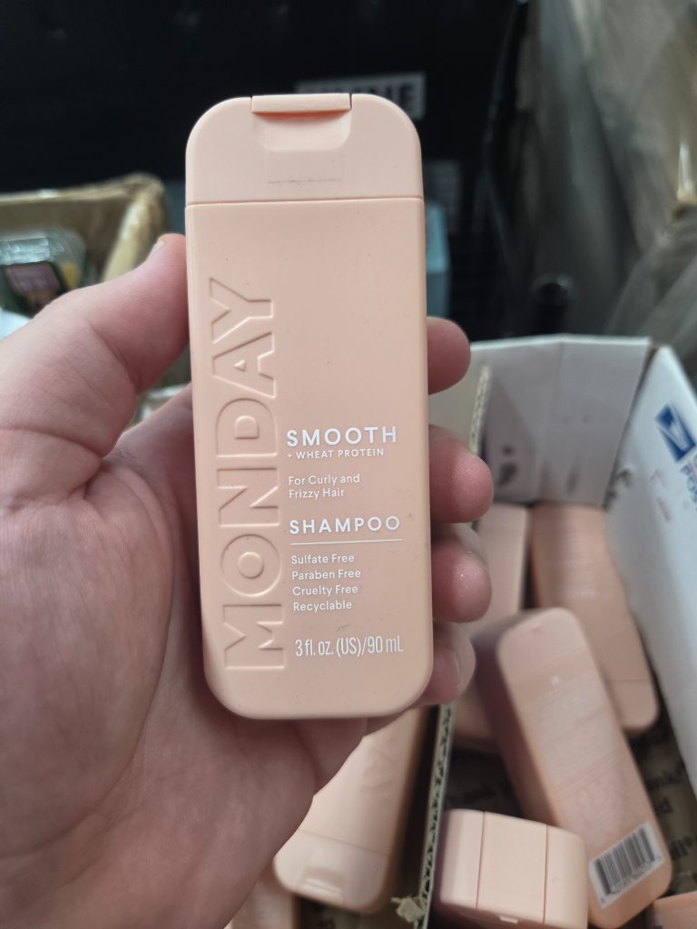 Monday Smooth Shampoo