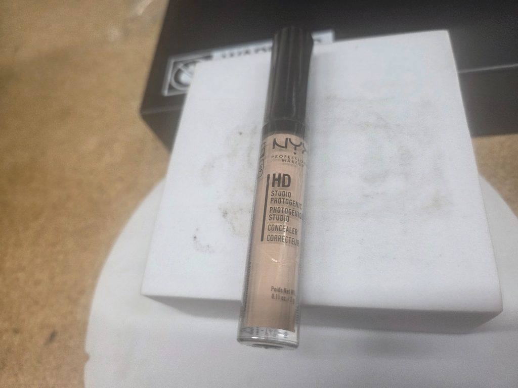 NYX HD Studio Photogenic Concealer Wand Alabaster CW00